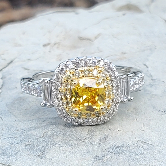 Jewelry - New 925 Sterling Silver Canary Yellow & Clear CZ Engagement Anniversary Ring 💍